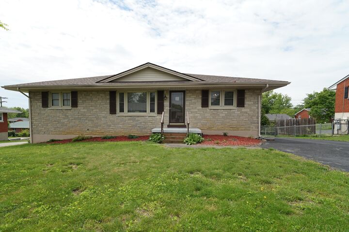 198 West Mason Avenue  Danville KY 40422 photo