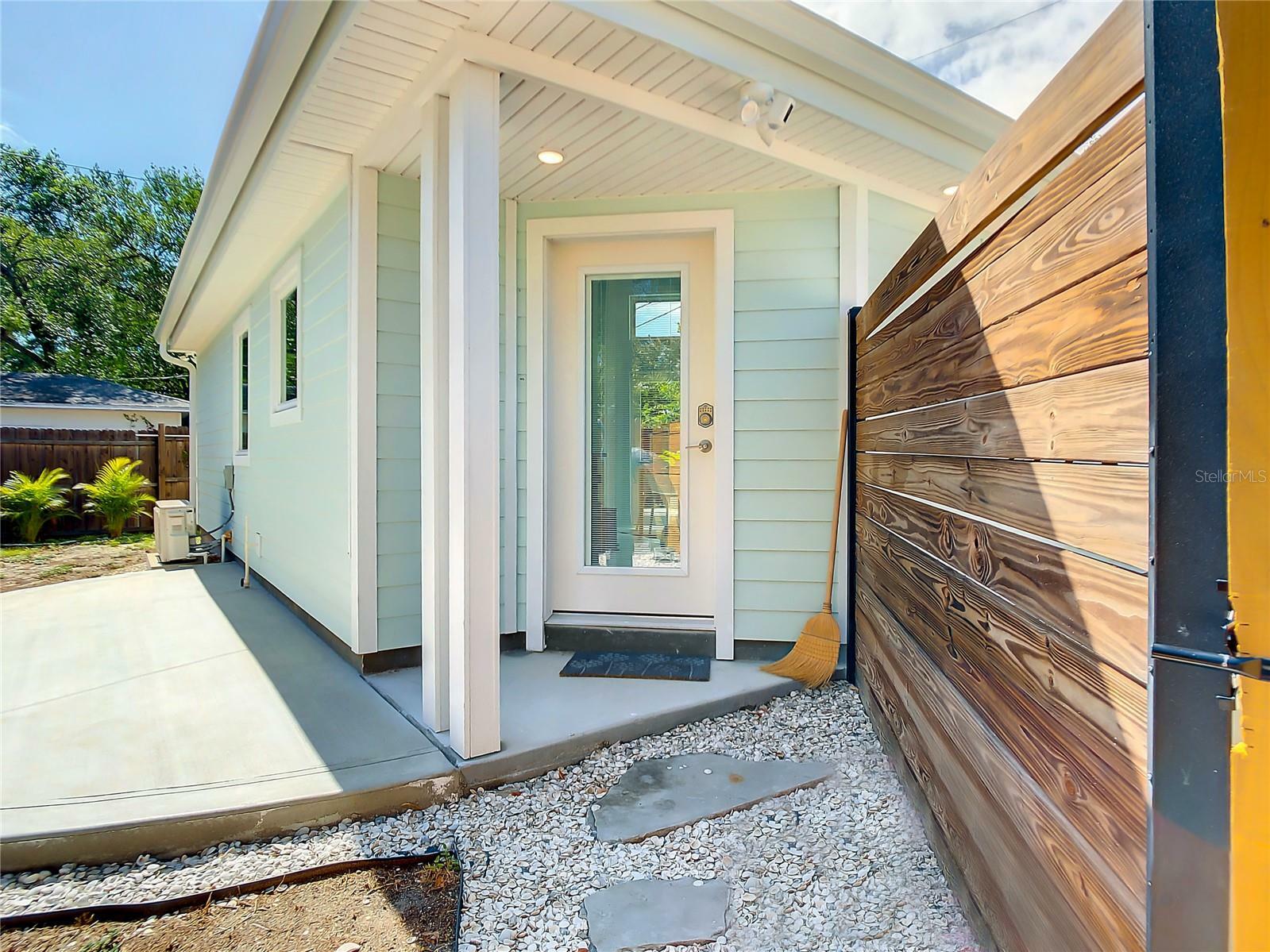 Property Photo: 5111 28th Avenue N FL 33710