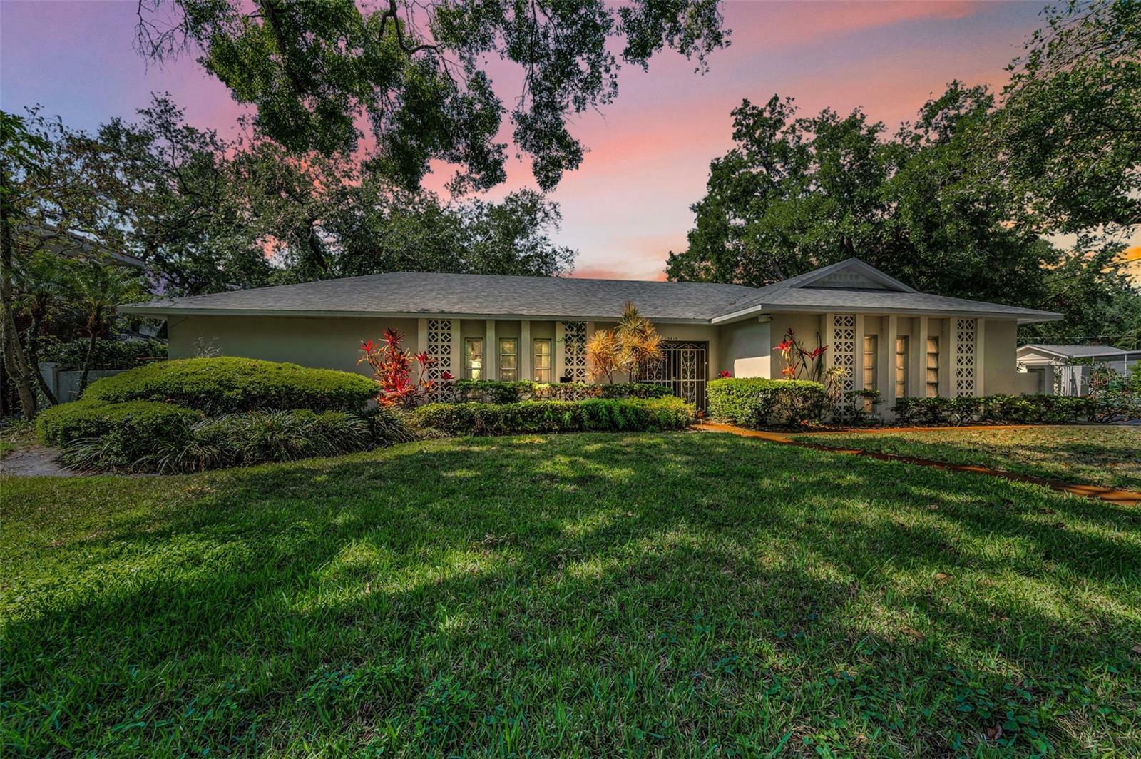 Property Photo: 3416 W Morrison Avenue FL 33629