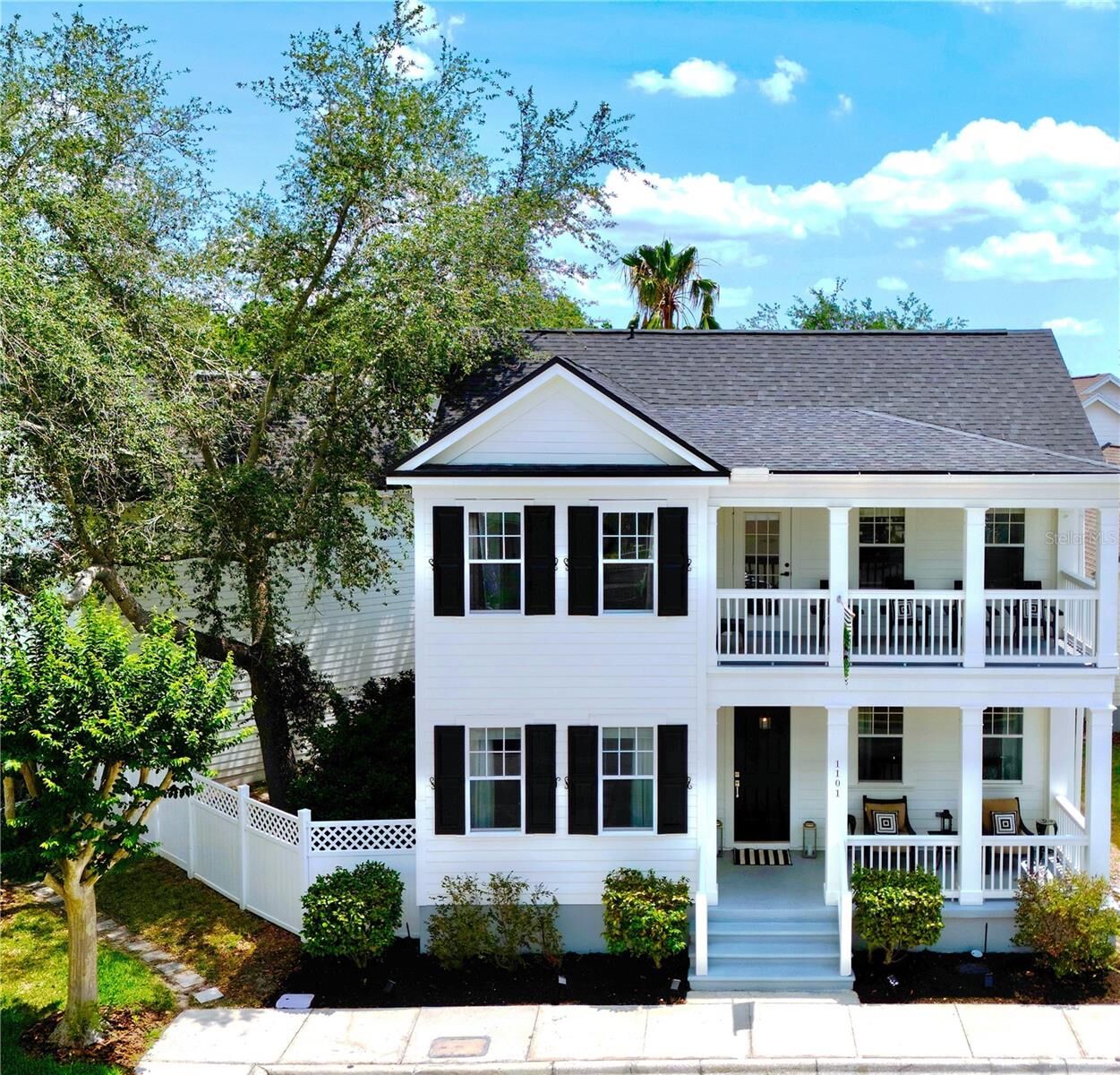 Property Photo: 1101 Rush Court FL 34747