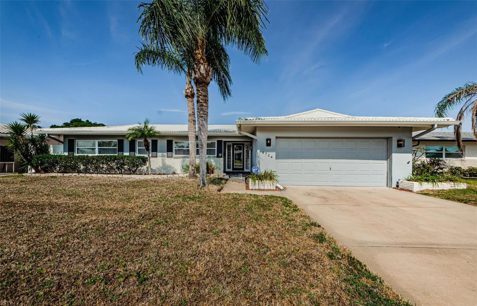 Property Photo:  4704 Shale Place  FL 33615 