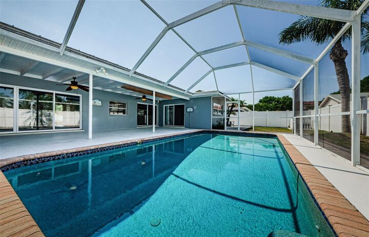 Property Photo: 4704 Shale Place FL 33615