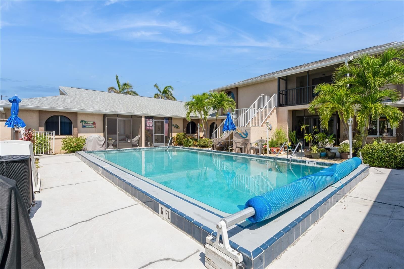 Property Photo:  527 Cape Coral Parkway W 4  FL 33914 
