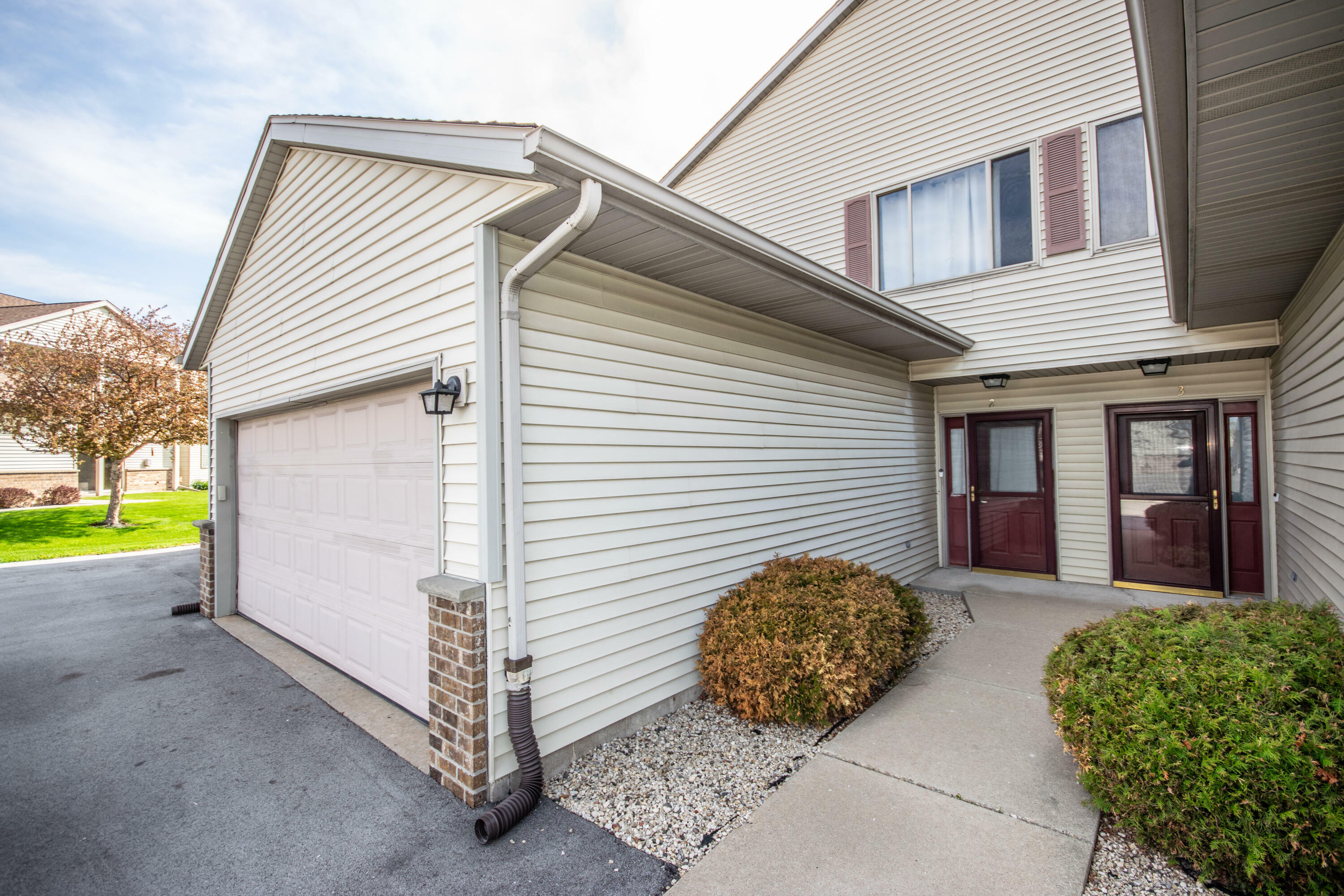 Property Photo: 816 Church St 2 WI 53002