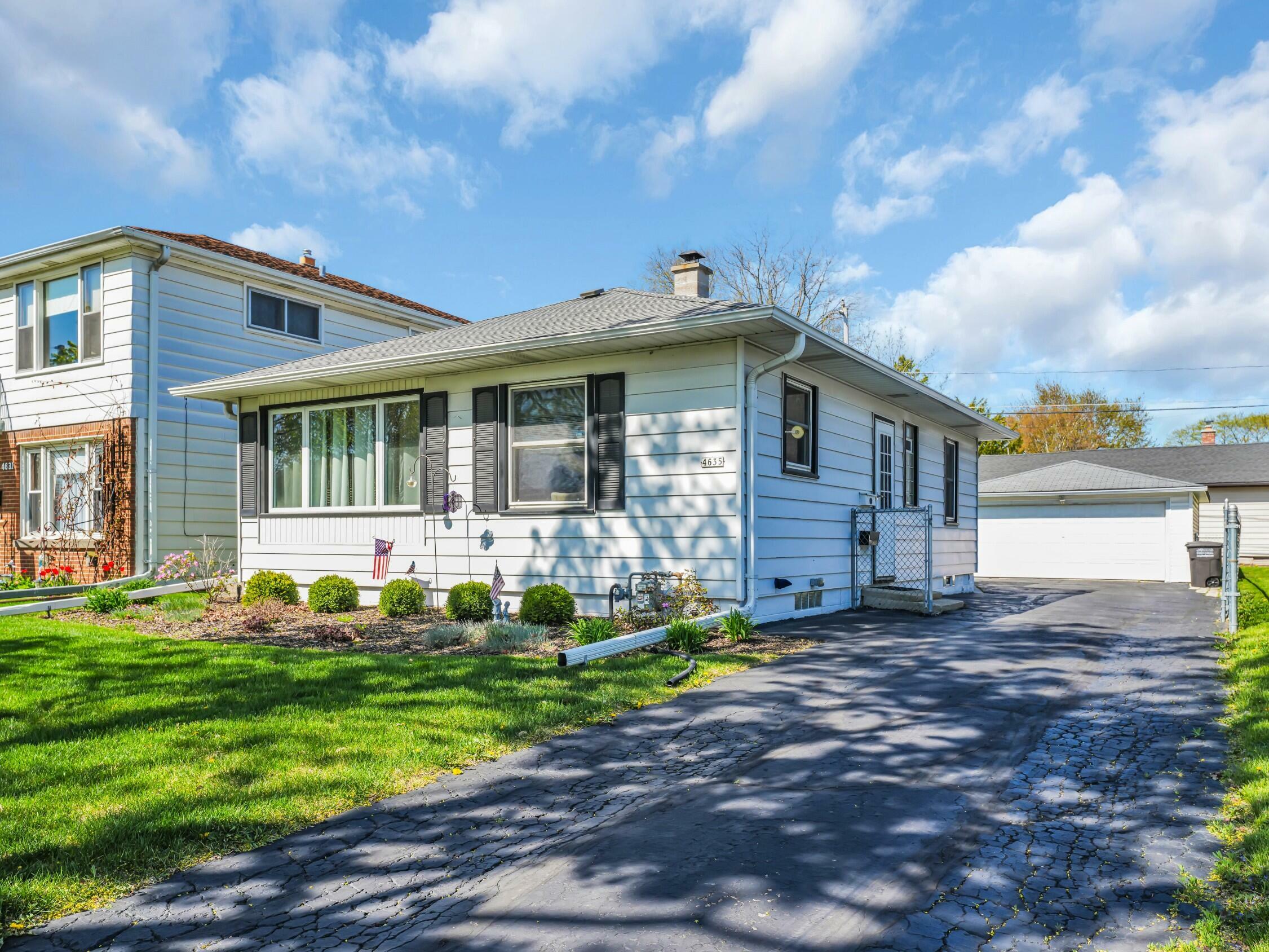 Property Photo: 4635 N 127th St WI 53007