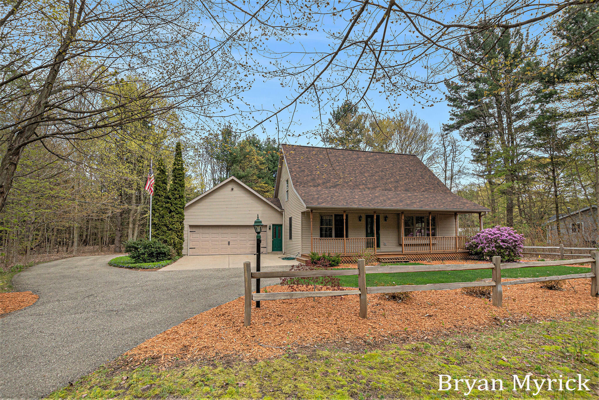 Property Photo: 3106 N 168th Avenue MI 49424