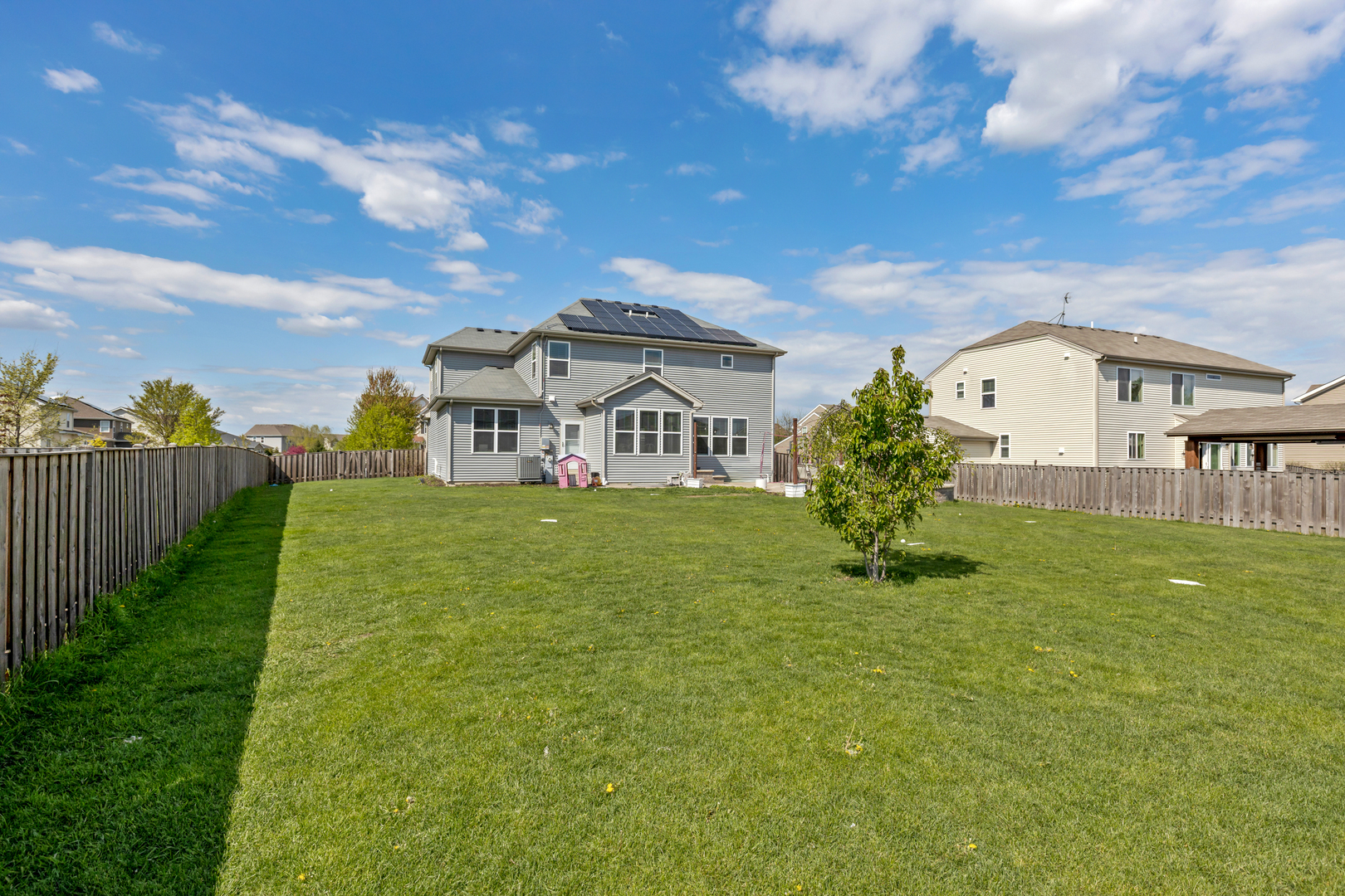 Property Photo: 12505 Carver Lane IL 60142