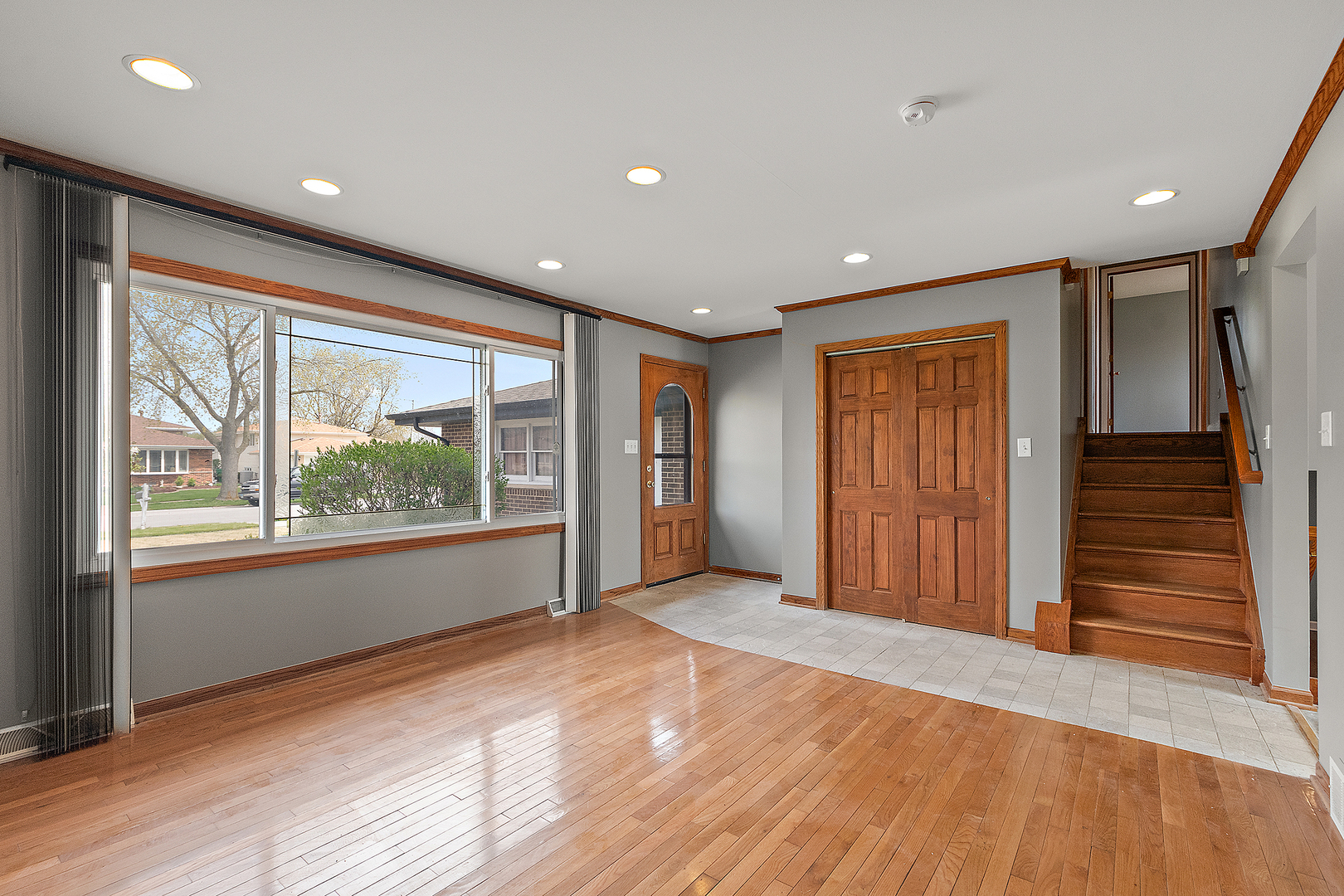Property Photo: 6407 182nd Street IL 60477