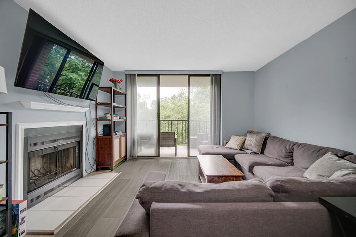 Property Photo: 511 Aurora Avenue 413 IL 60540