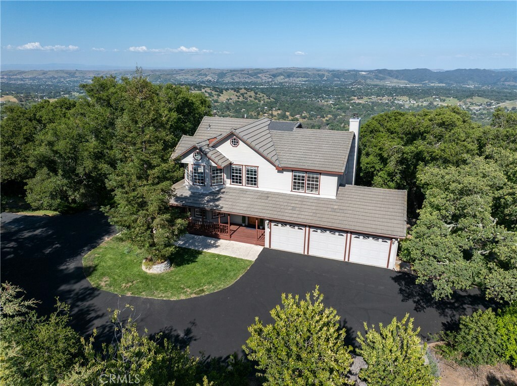 Property Photo: 10885 San Marcos Road CA 93422
