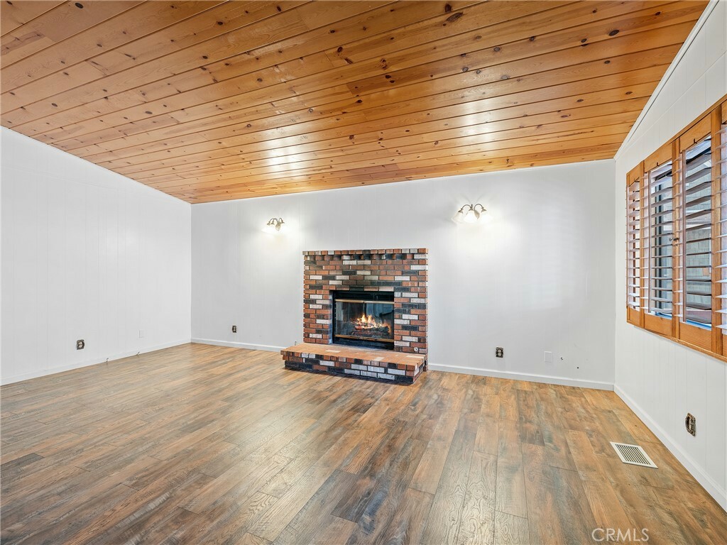 Property Photo: 1622 Ross Street CA 92397