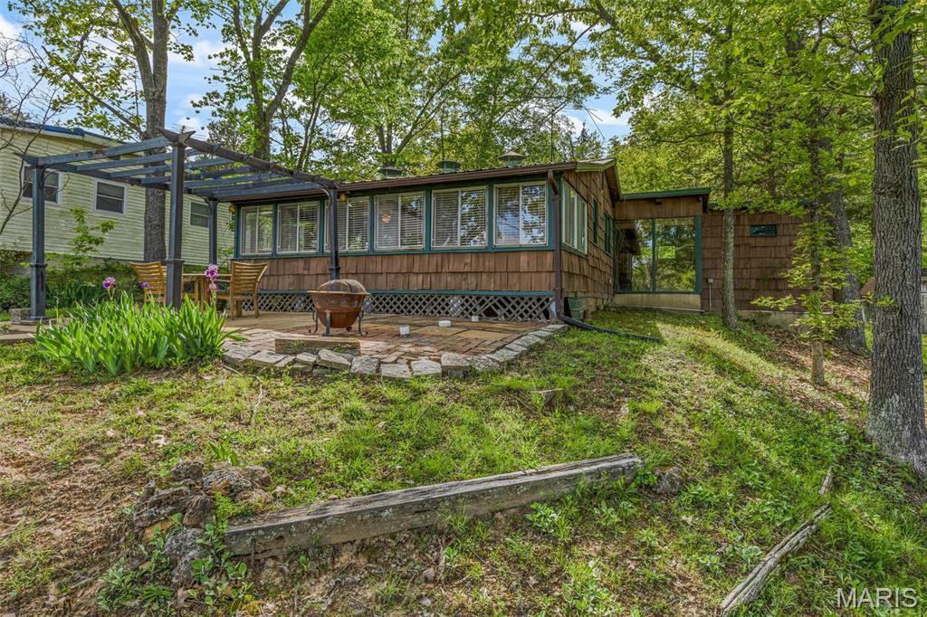 Property Photo: 10358 Pebblewood Road MO 63071
