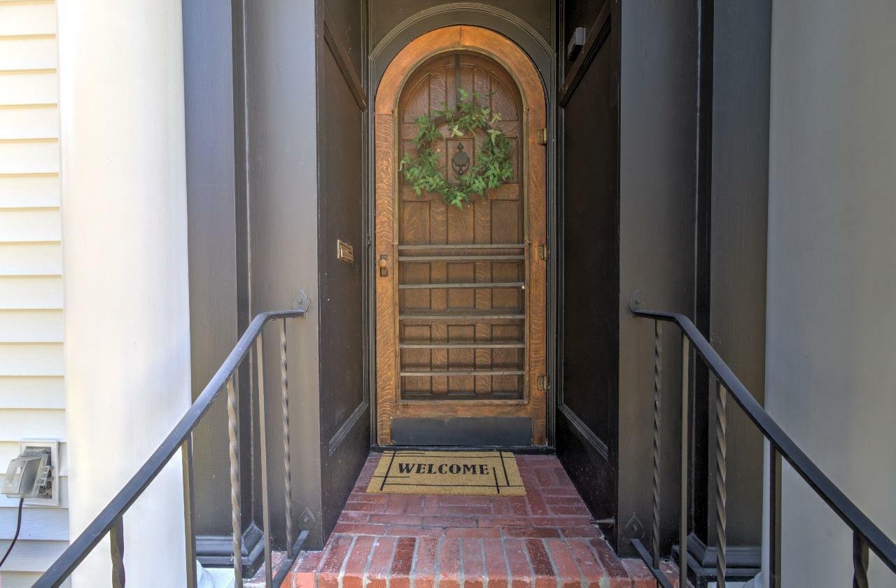 Property Photo: 802 W Vine Street CA 95203