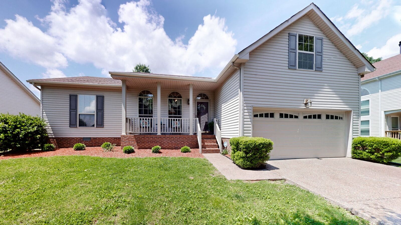 Property Photo: 348 Huntington Dr TN 37066