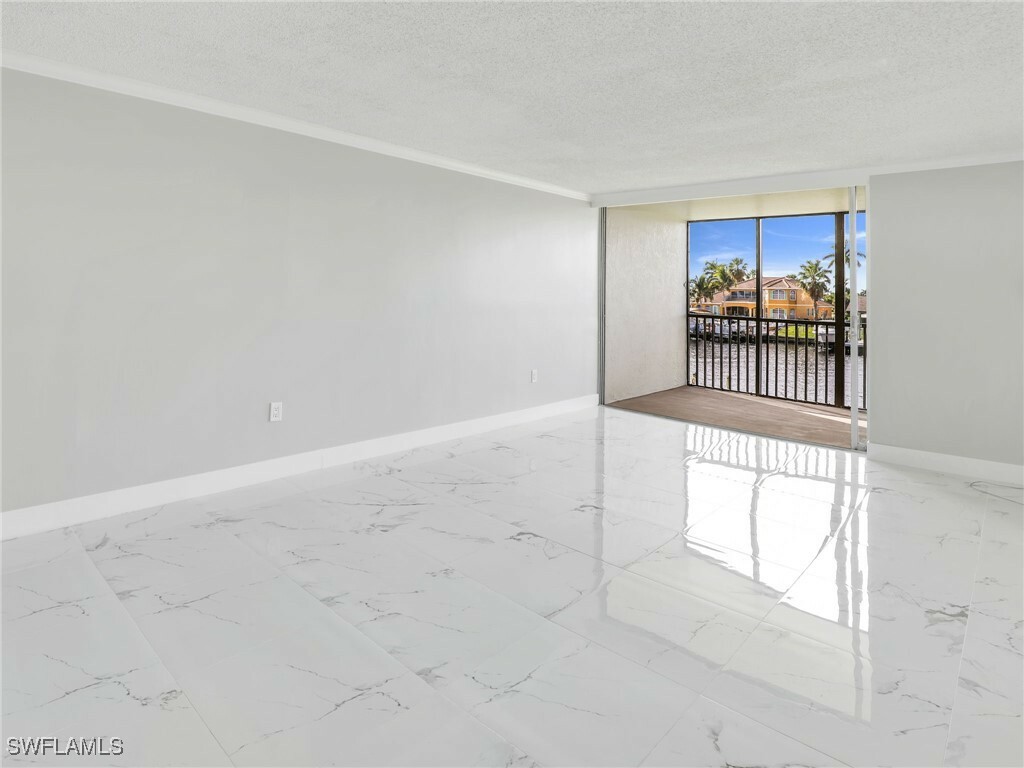 Property Photo: 4280 SE 20th Place 207 FL 33904