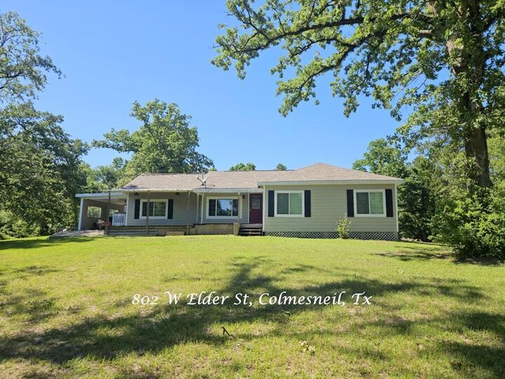 Property Photo:  802 W Elder St.  TX 75938 