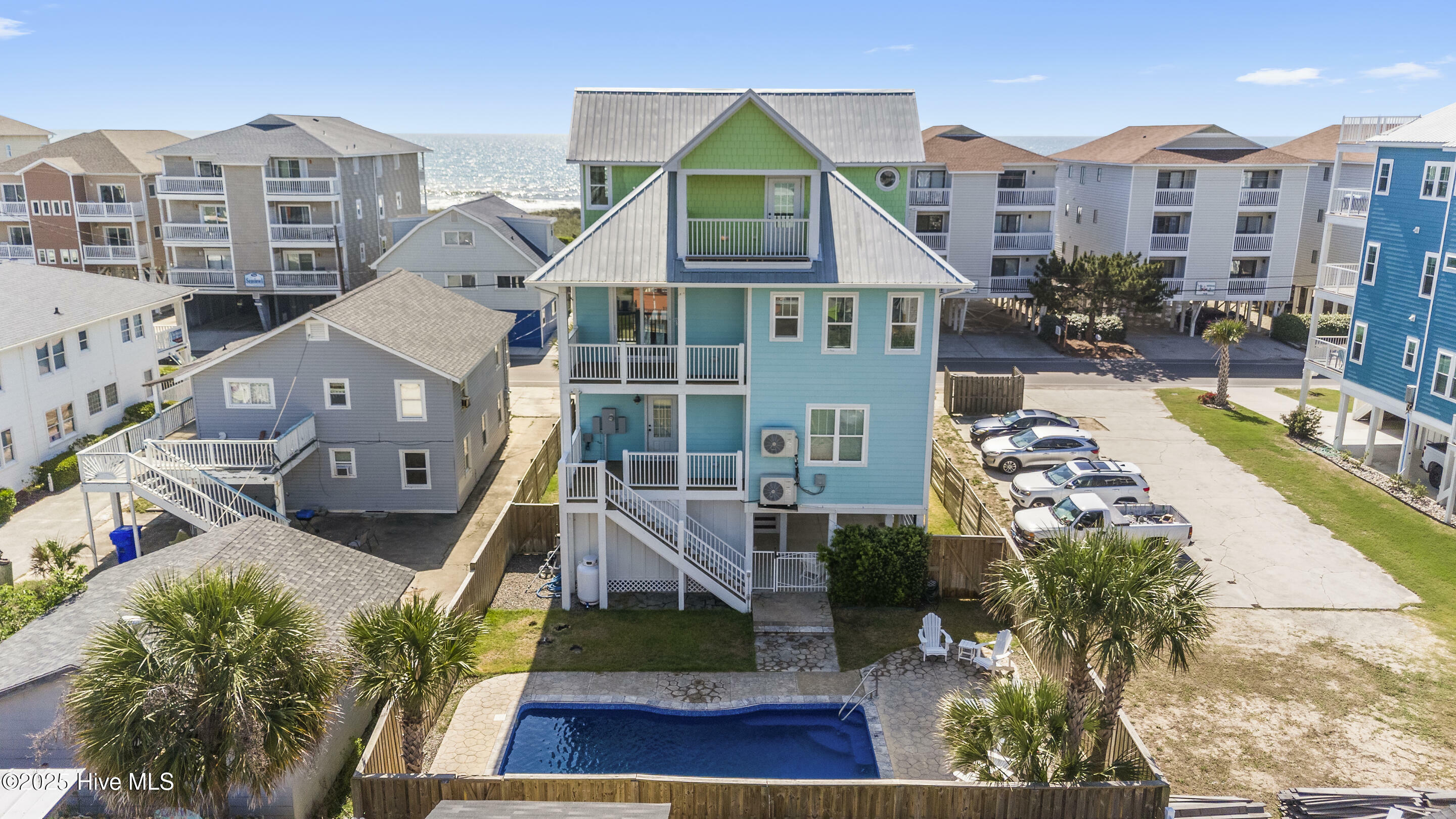 Property Photo: 711 Carolina Beach Avenue N NC 28428