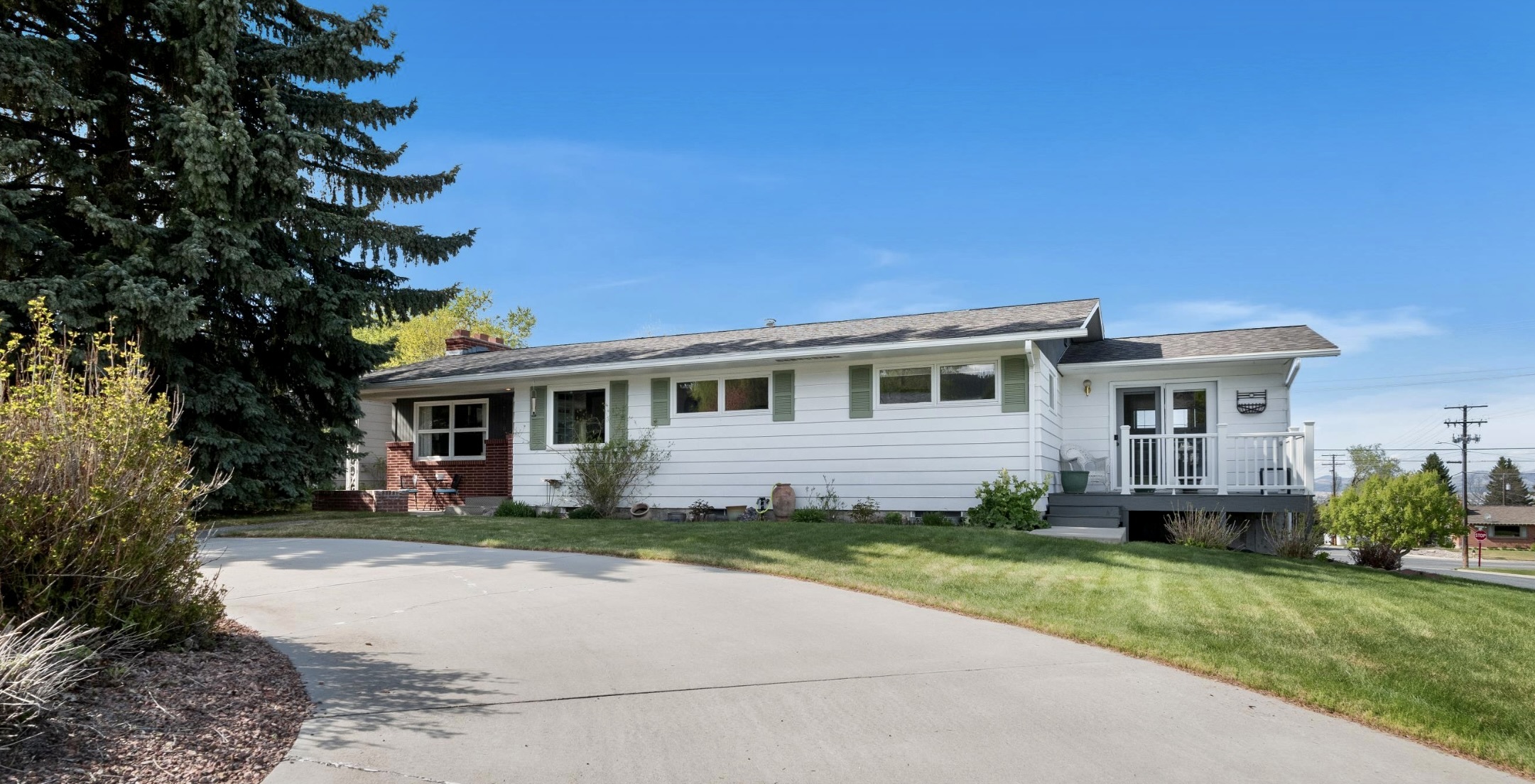 Property Photo: 2030 Highland Street MT 59601