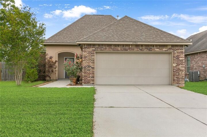 Property Photo:  42310 Lakestone Drive  LA 70769 