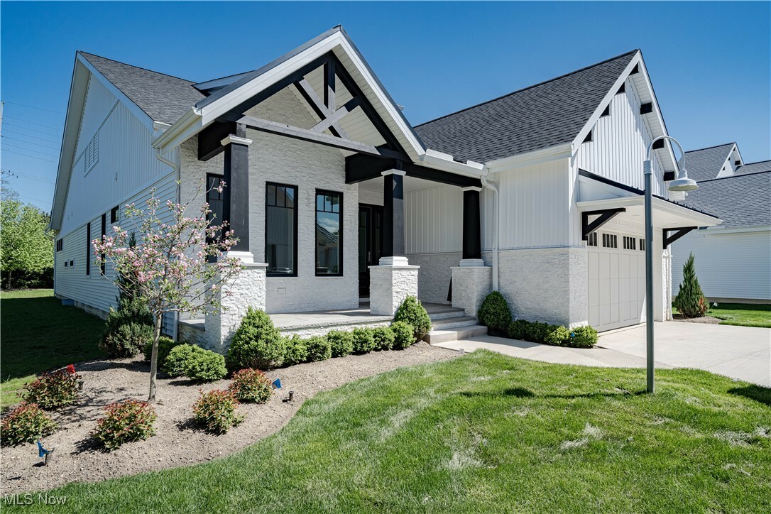 Property Photo: S/L 43 Bridgeport Way OH 44124
