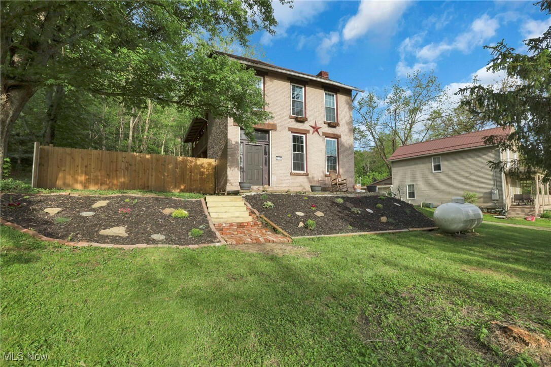 Property Photo: 998 Wayne Avenue OH 43701