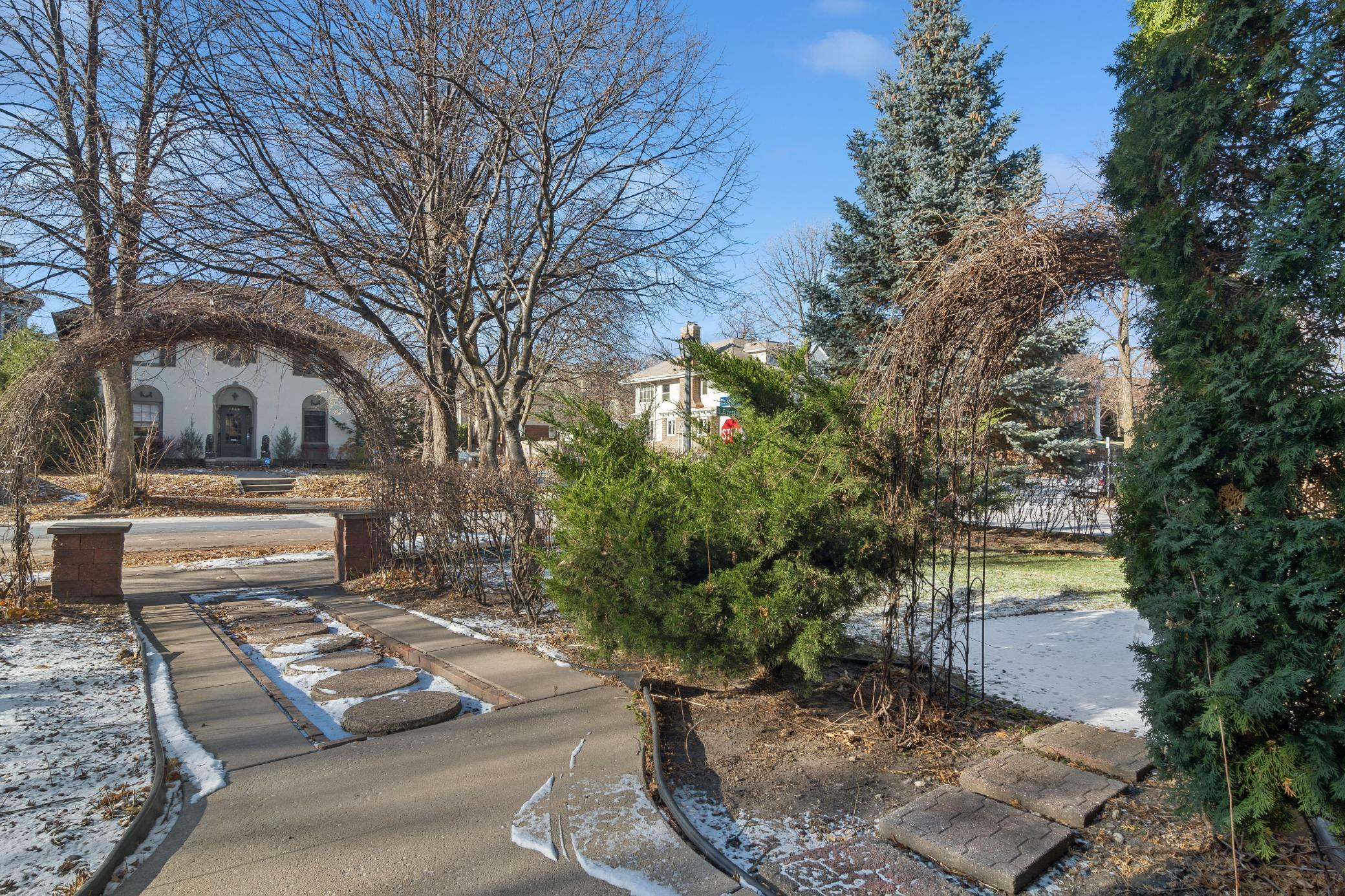 Property Photo: 1121 Douglas Avenue MN 55403