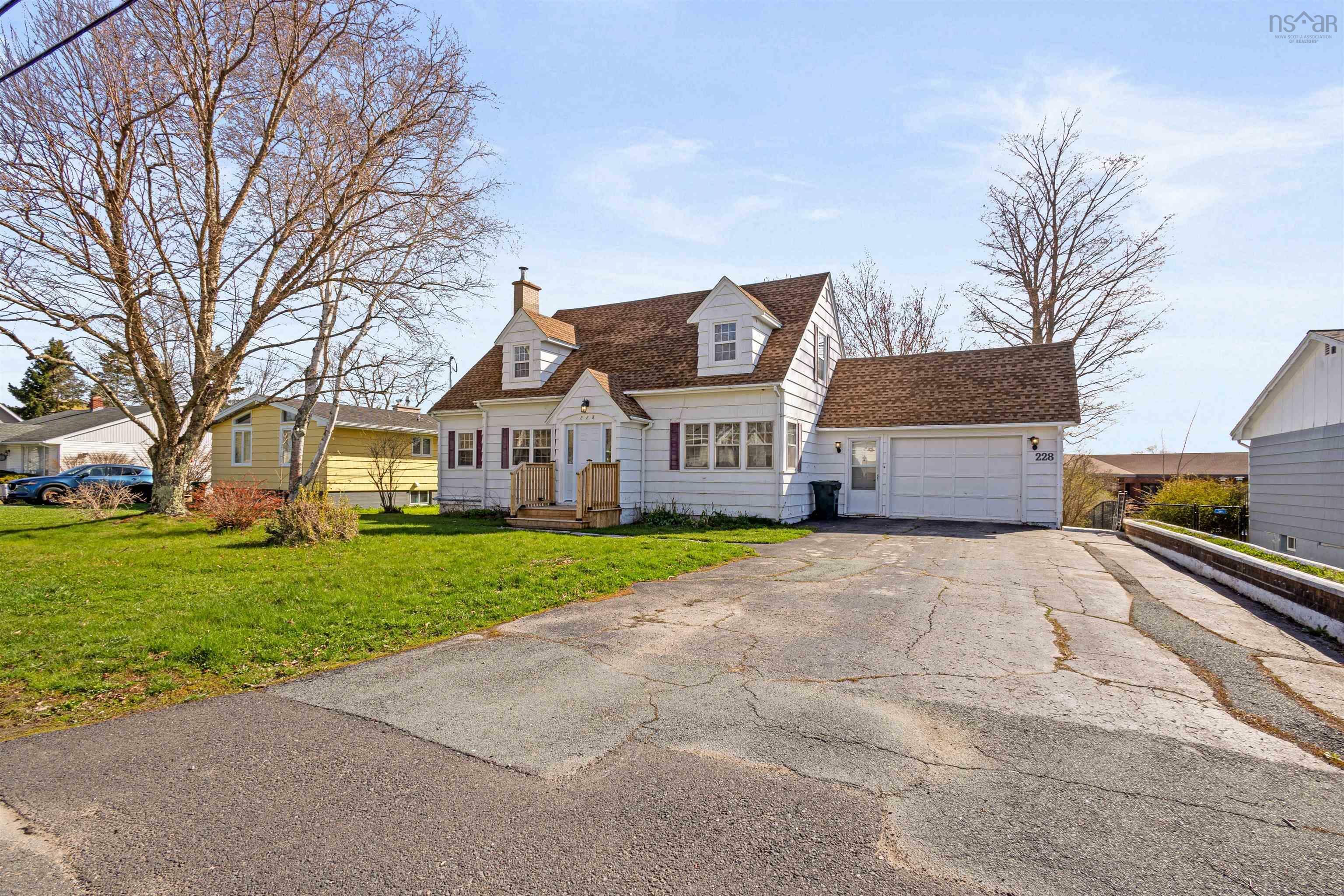 Property Photo: 228 Tremain Crescent NS B0N 2T0