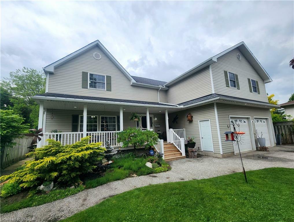388 McKellar Street  Strathroy ON N7G 2Y5 photo