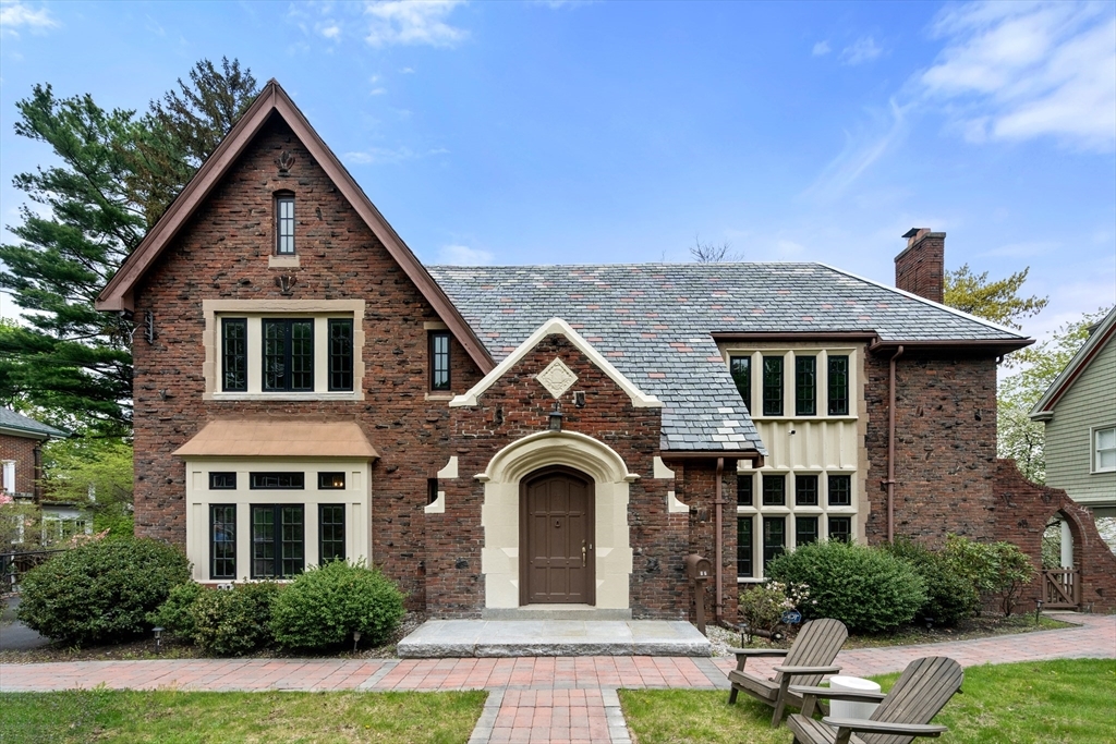 Property Photo: 17 Chestnut Hill Ter MA 02467