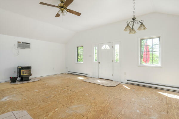 Property Photo: 317 Fall Creek Terrace PA 18360