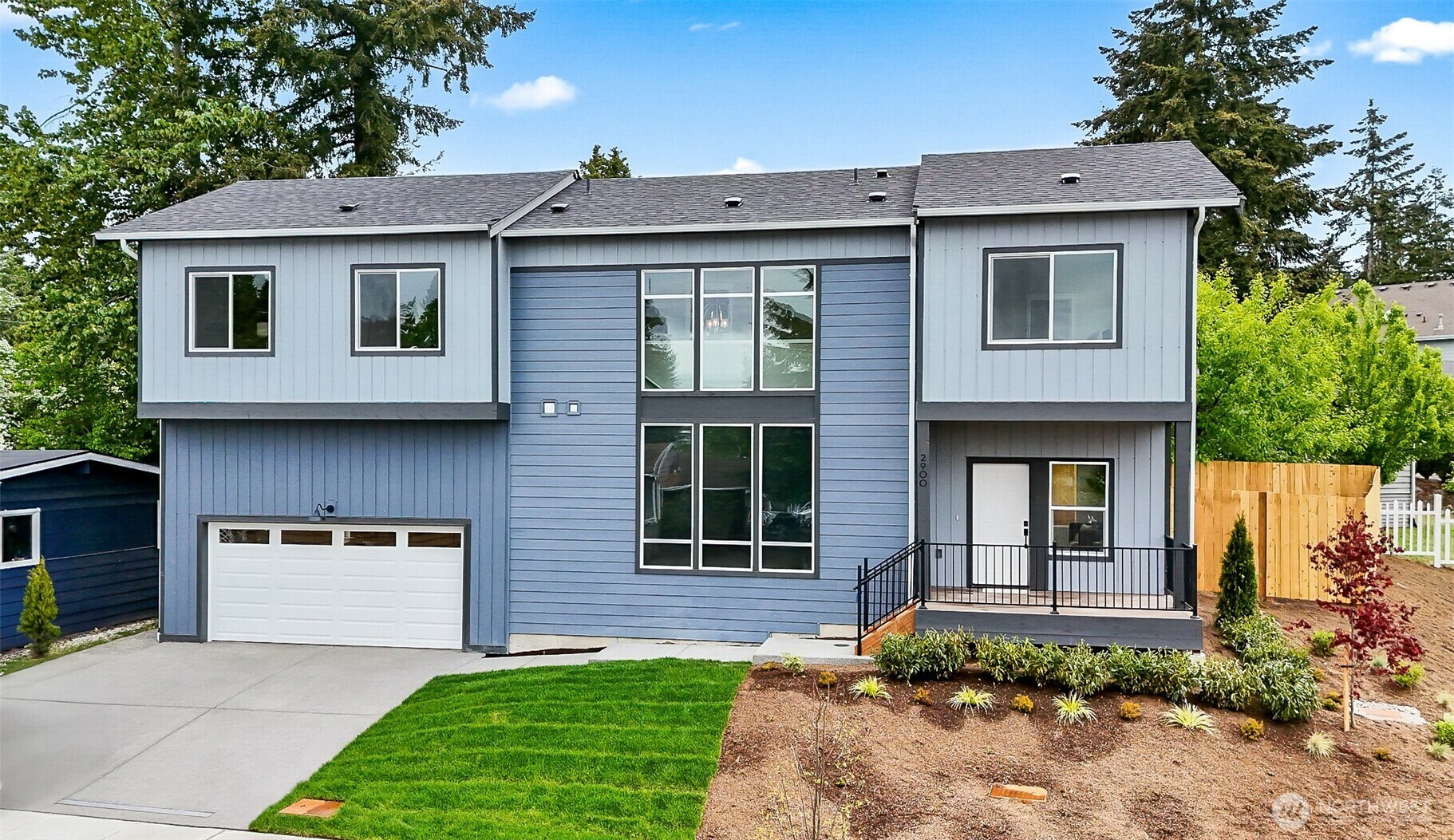 Property Photo: 2900 NE 5th Place WA 98056