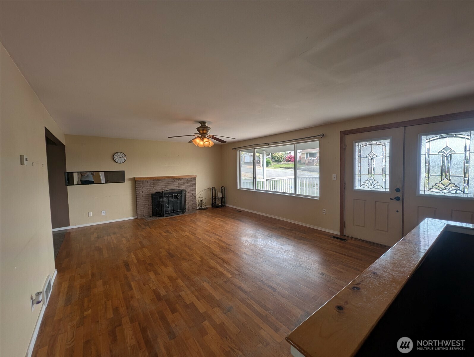 Property Photo: 1546 NE 2nd Avenue WA 98277