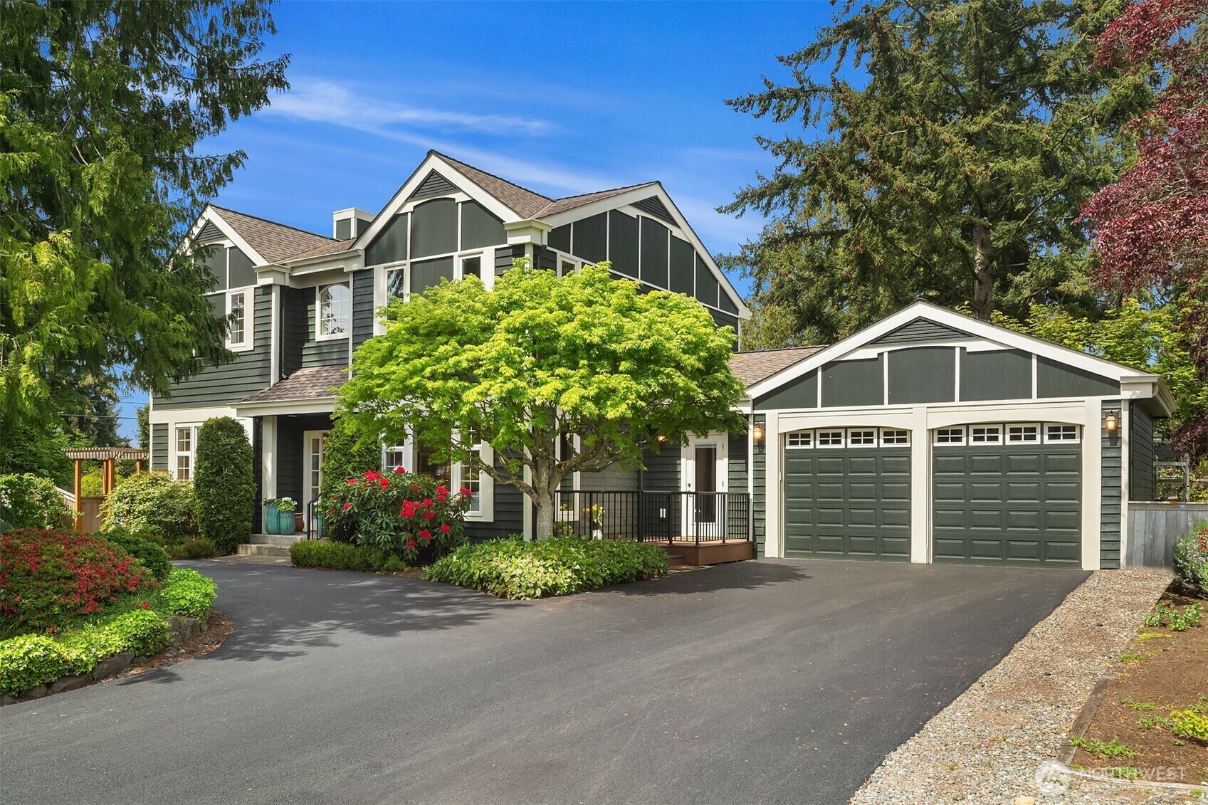 Property Photo: 809 14th Street SW WA 98020