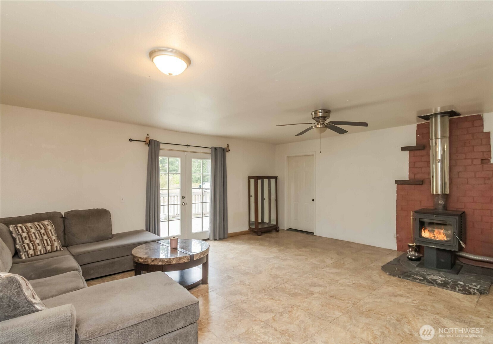 Property Photo: 14241 State Route 507 SE WA 98597