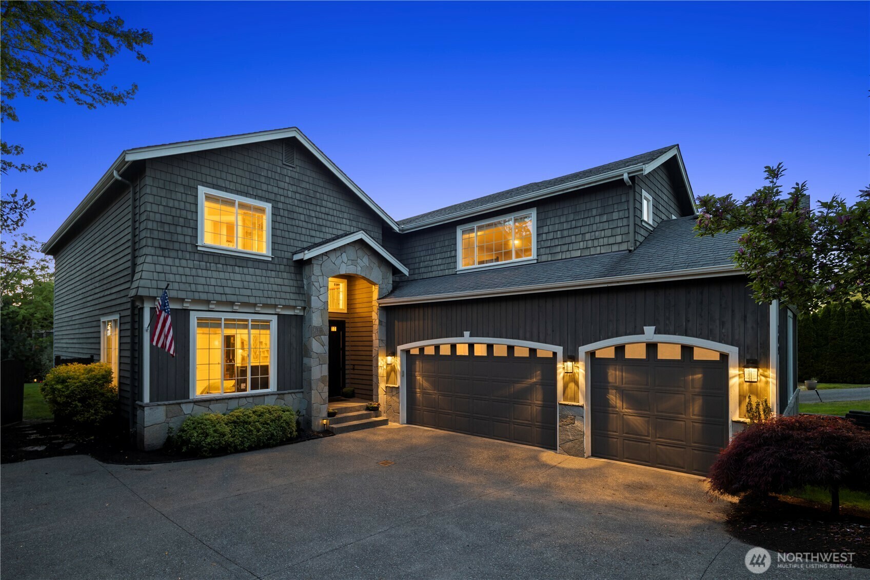 Property Photo: 709 7th Street S WA 98033