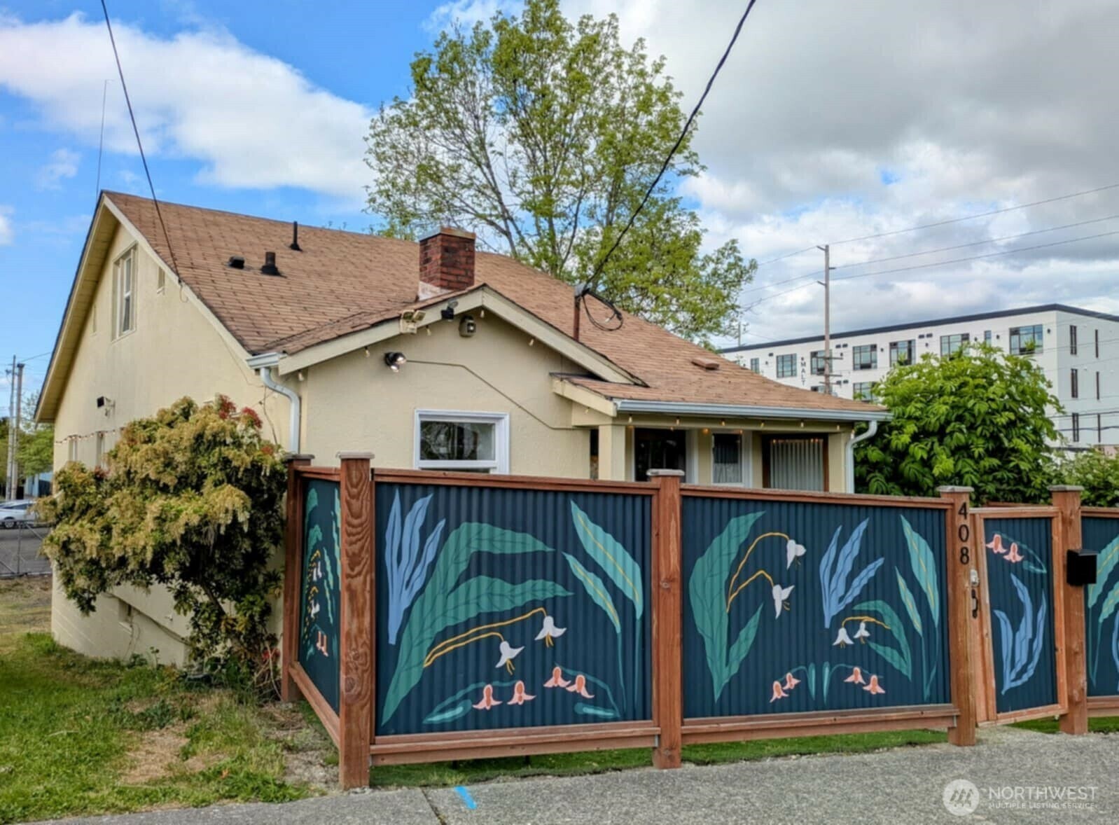 Property Photo: 408 7th Avenue SE WA 98501