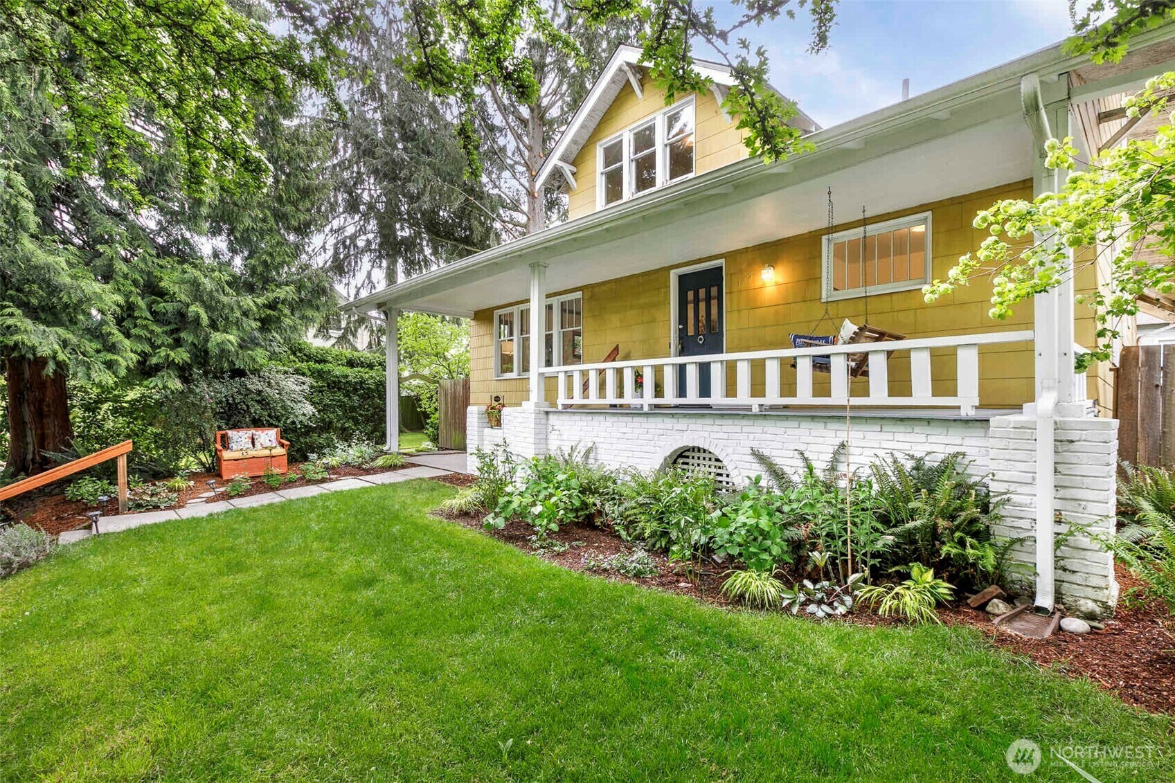 Property Photo: 115 NE 64th Street WA 98115