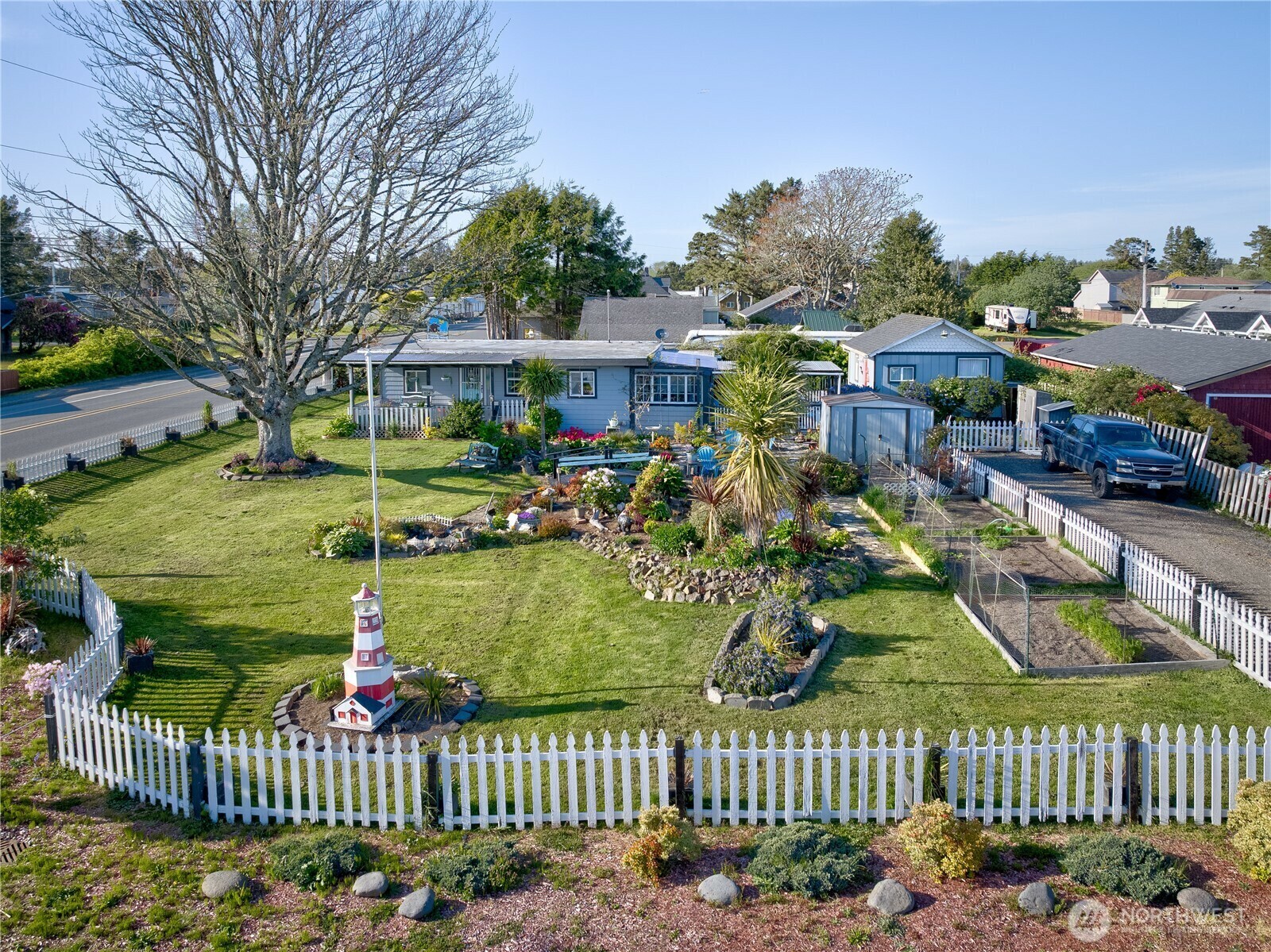 Property Photo: 804 Pacific Avenue N WA 98631