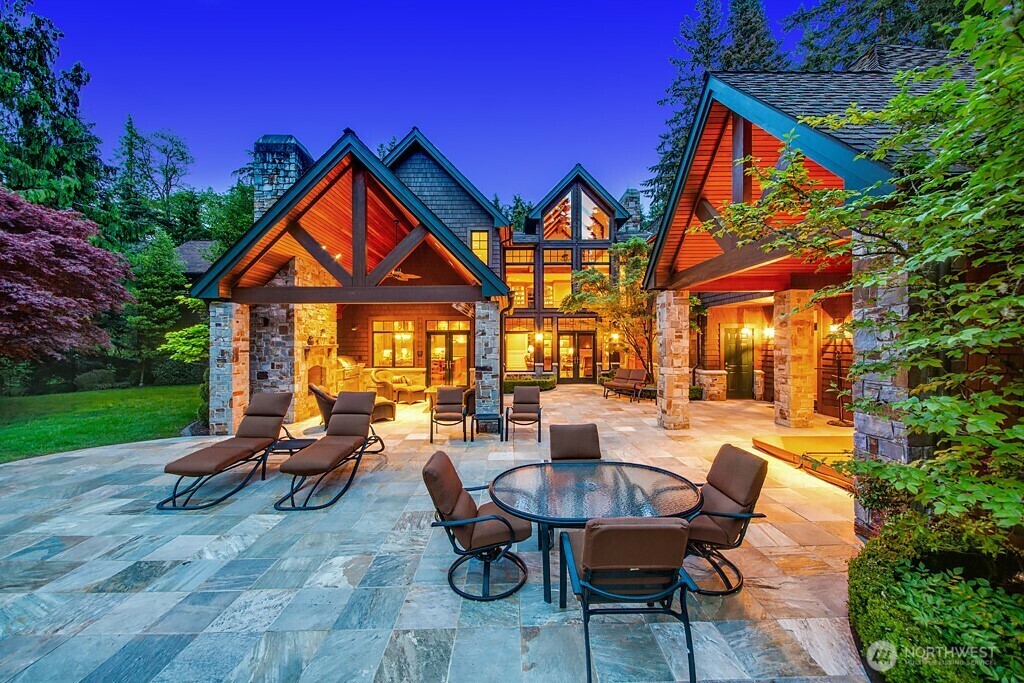 Property Photo: 11211 Wachusett Road WA 98020