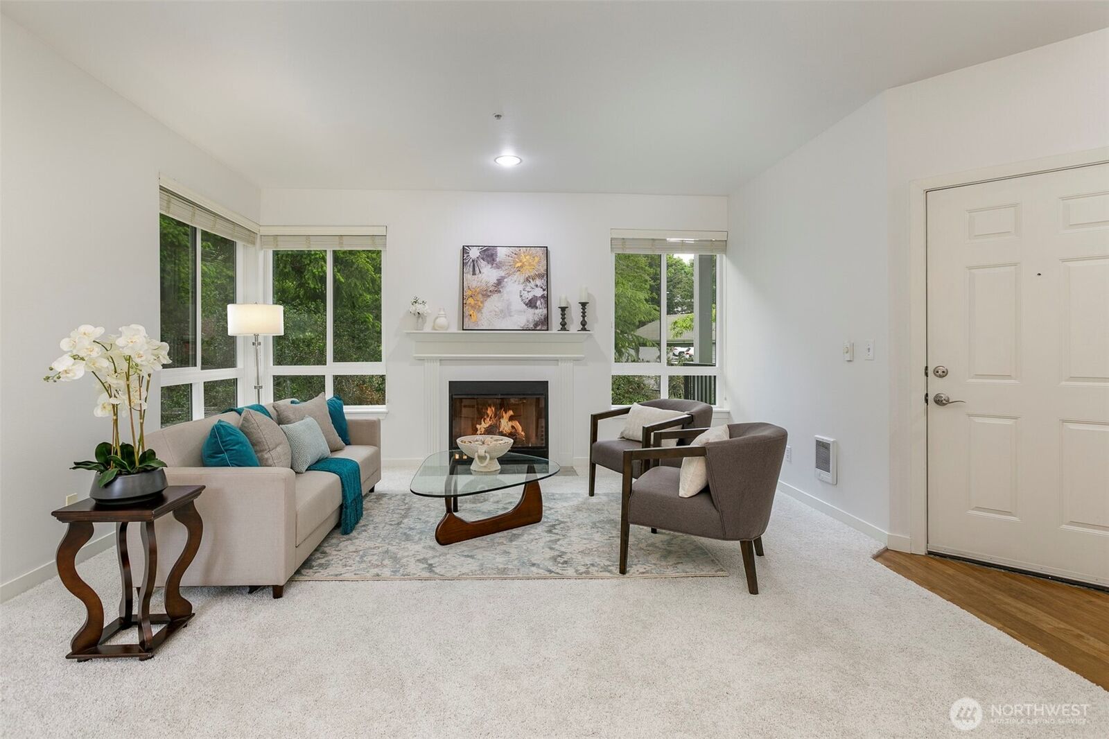 Property Photo:  3915  243rd Place SE K204  WA 98021 