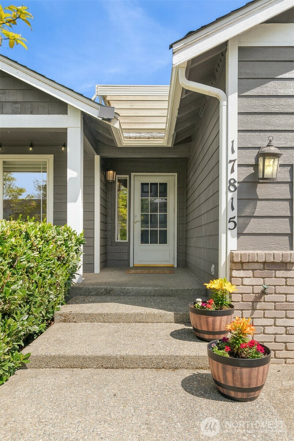 Property Photo: 17815 68th Avenue E WA 98375