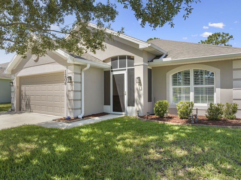 Property Photo: 1206 Briarcliff Court FL 32958