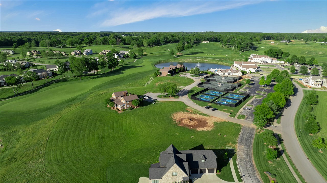 Property Photo: 346 Club Court KY 42103