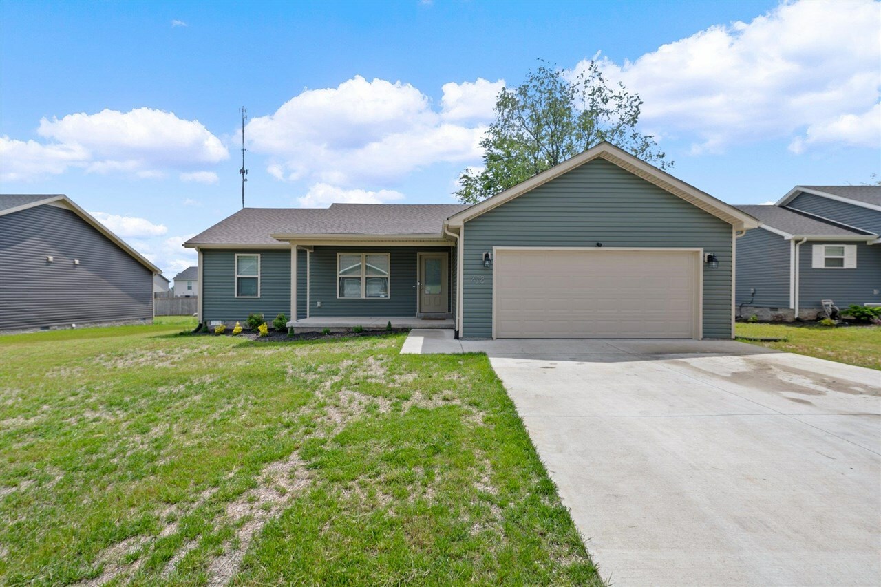 Property Photo: 498 Deluth Court KY 42101