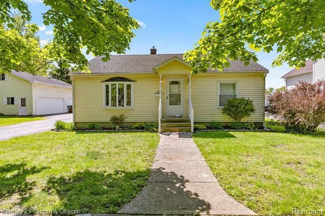 Property Photo:  230 Mechanic Street  MI 48131 