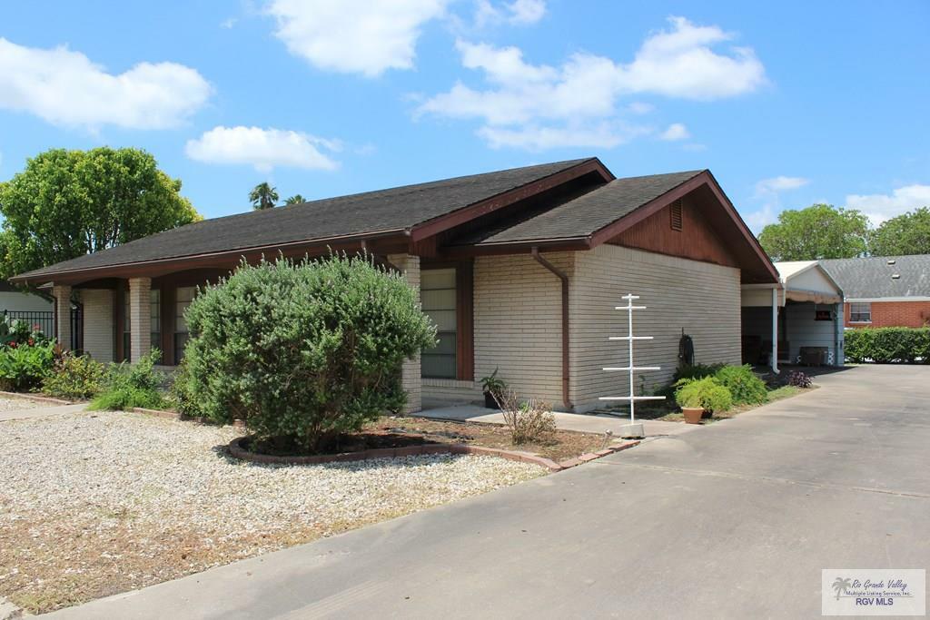 Property Photo: 1925 Loquat Dr. TX 78552