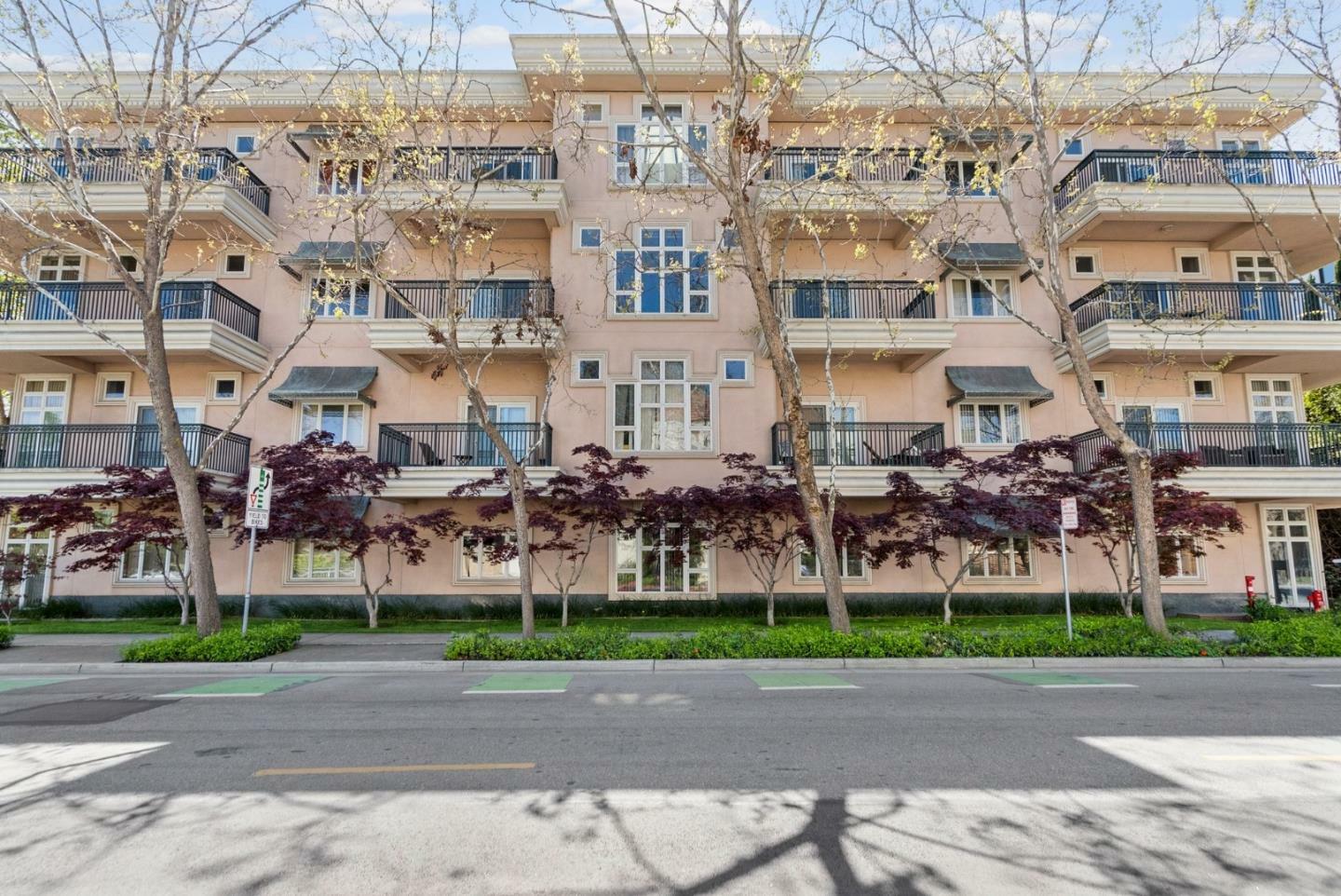 Property Photo: 200 Sheridan Ave. 303 CA 94306