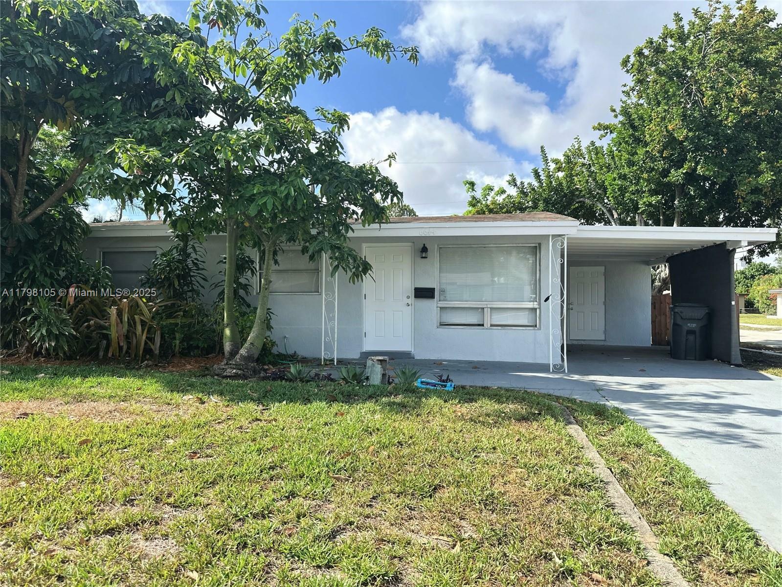 Property Photo: 6644 Raleigh Street FL 33024