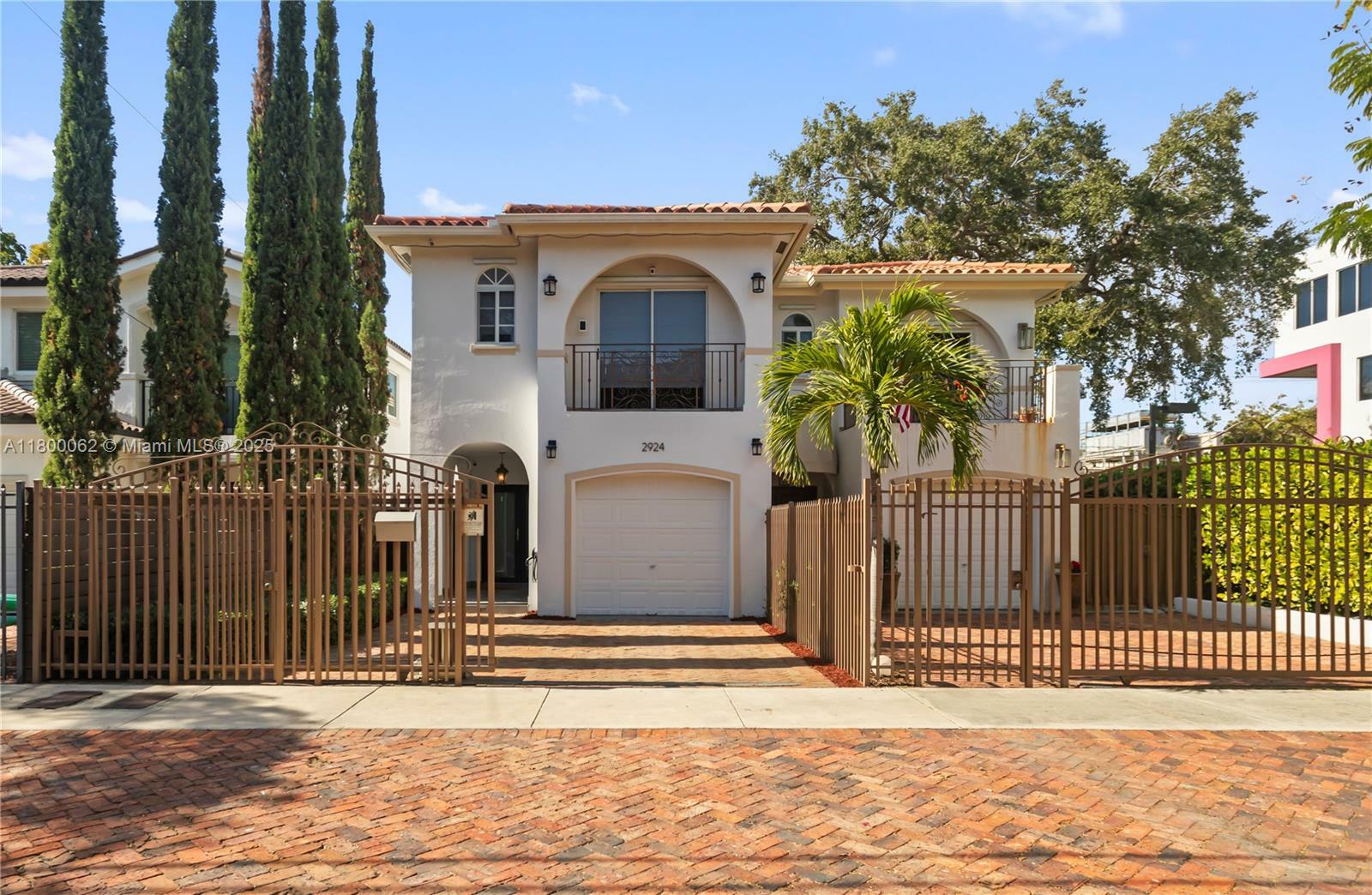 2924 Bridgeport Ave  Miami FL 33133 photo