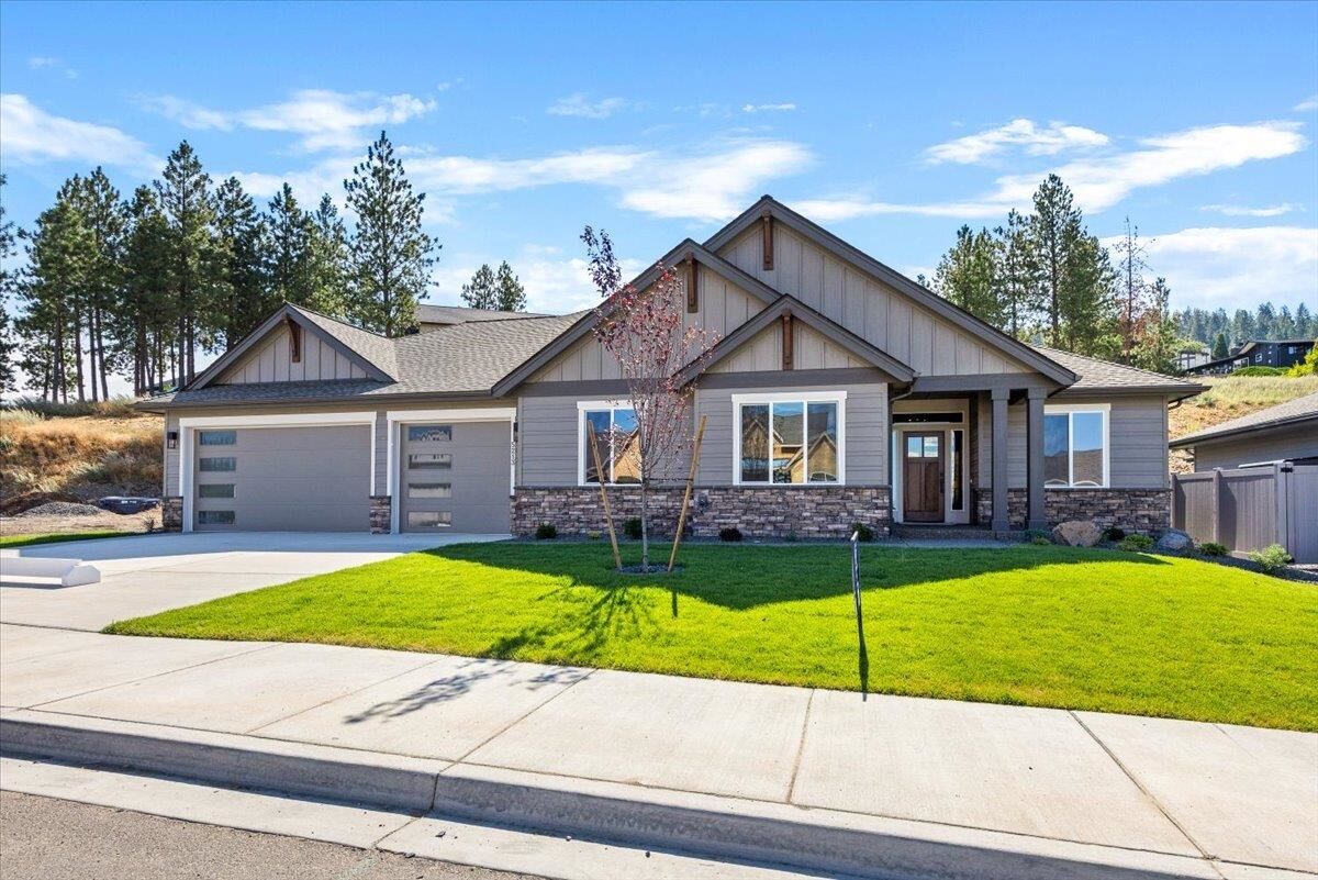 Property Photo:  5213 S Scout St  WA 99223 